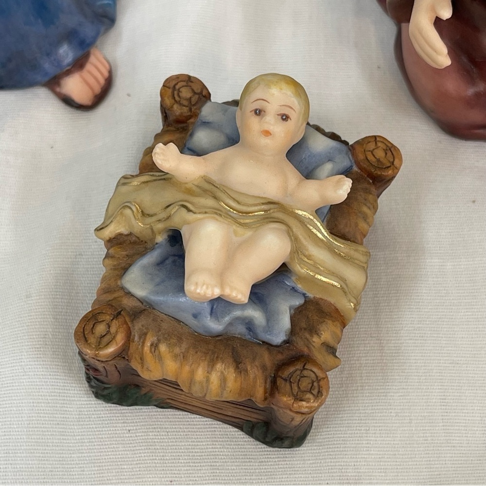 Thomas Kinkade 2001 Lot Christ Child Mary Joseph Nativity Christmas. - Picture 2 of 9